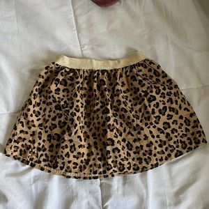 Carter’s size 6/6x leopard skirt